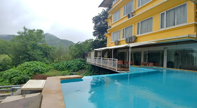Номер Deluxe c 1 комнатой с видом на горы Lake View Resort Lonavala