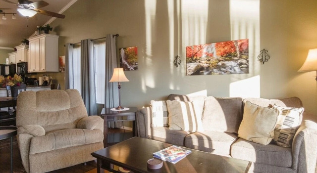 Fall Creek 41-17 2 Bedroom Condo, Забронировать Отель Отели Table Rock Lake с парковкой, Парковка