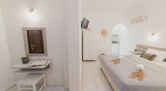 Номер Standard Petros Studios & Suites