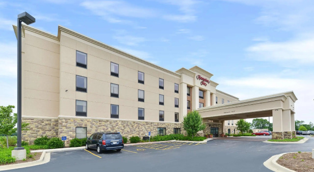 Четырёхместный номер Standard Hampton Inn Yorkville