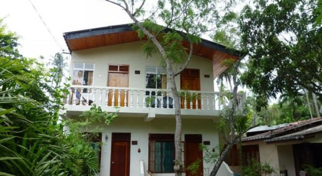 Sea Breeze Guest house, Забронировать Отель Унаватуна Округ Галле, рядом с Japanese Peace Pagoda