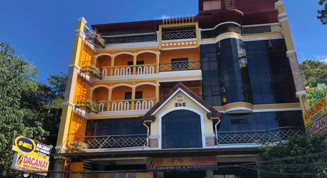ASHBURN'S Transient Baguio - BUDGET Accommodation, Забронировать Отель Багио 