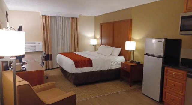 Номер Superior Comfort Inn & Suites Triadelphia - Wheeling