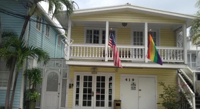 Douglas House Adult Only, Забронировать Гостевой дом Гостевые дома Ки-Уэст, рядом с Key West Shipwreck Treasure Museum, Гостевой дом