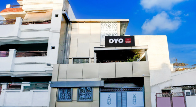 Hotel O Radha kunj By Namasya Retreat International, Забронировать Отель Отели Аллахабад 3 звезды, 3*