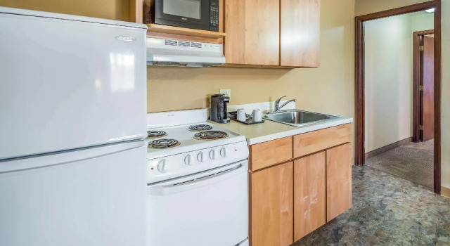 Двухместный люкс Clarion Hotel & Suites Fairbanks near Ft Wainwright