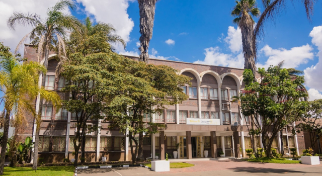 Orangestar Lodge, Book Hotel Harare Zimbabwe