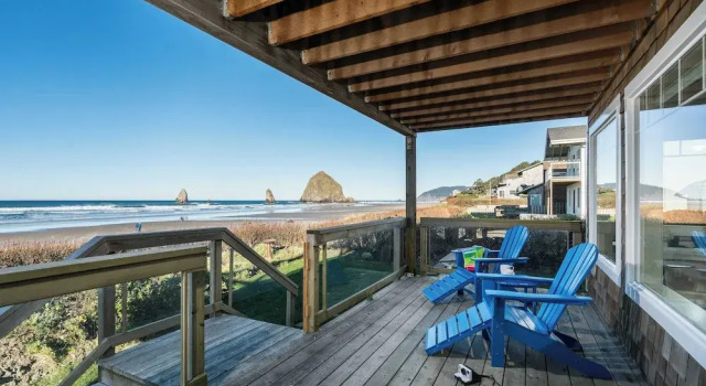 Коттедж с 2 комнатами с балконом Blue Starfish by Avantstay Ocean Views & Direct Cannon Beach Access