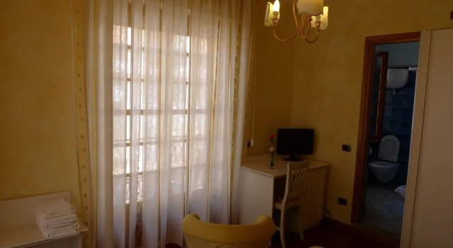 B&B Il Nido, Varaa Bed and Breakfast Brivadi 