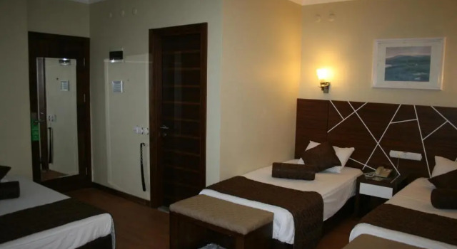 Трёхместный номер Standard с видом на сад Nysa Hotel