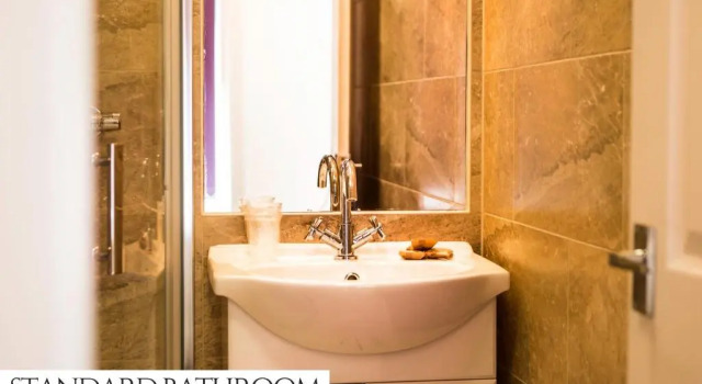 Номер Standard The Royal Alexandra Hotel by Compass Hospitality