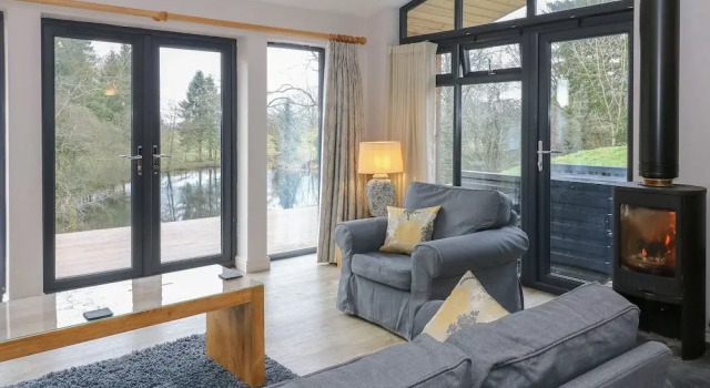Tarn Lodge, Varaa Lomakoti Mökit kohteessa Merseyside, Mökki