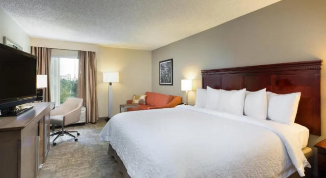 NONSMOKING номер Hampton Inn Houston Near the Galleria