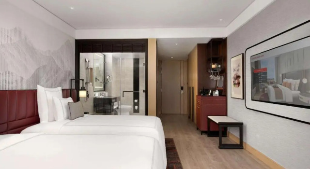 Четырёхместный номер Premium Swissôtel Clark Philippines