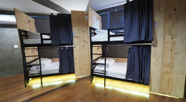 Luck-Yimm Hostel - Adults Only