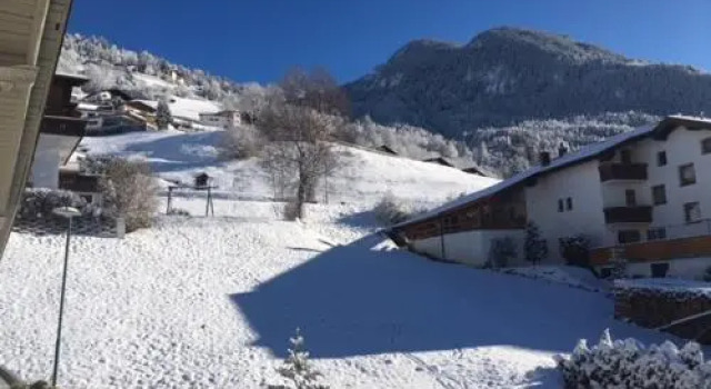 Ferienwohnung Stuibenfall, Prenota Hotel Hotel a Tirolo con parcheggio, Parcheggio