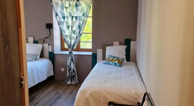 L'Auberge de la Source, Rezervați Hotel Balbigny Rhône-Alps