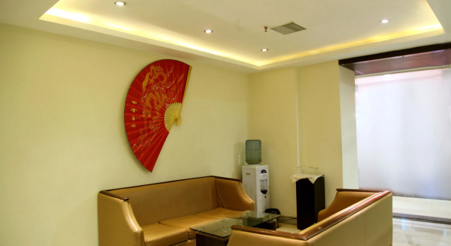 OYO Premium Allahabad Civil Lines