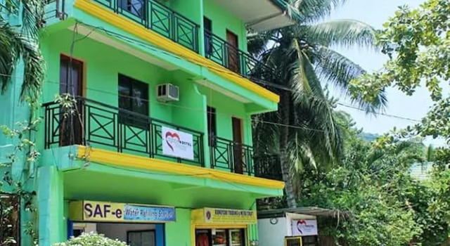 Agape Hostel, Rezerwuj Hostel Hotele w Coron Town Proper z parkingiem, Parking