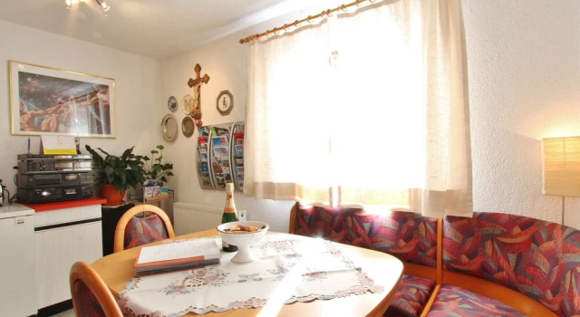 Charming Apartment in Bramberg am Wildkogel With Garden, Rezerwuj Apartament Hotele w Salzburg z parkingiem, Parking