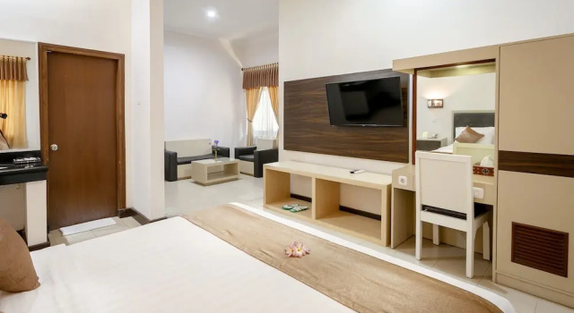 Двухместный люкс с балконом Lombok Garden Hotel