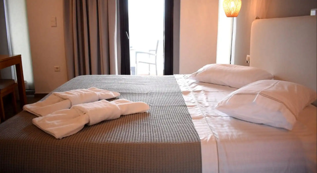 Люкс Deluxe Trizonia Bay Hotel