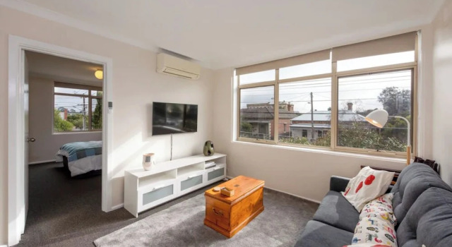 Bright & Comfortable 1BR Unit in Trendy Brunswick!, Book Apartment Melbourne 
