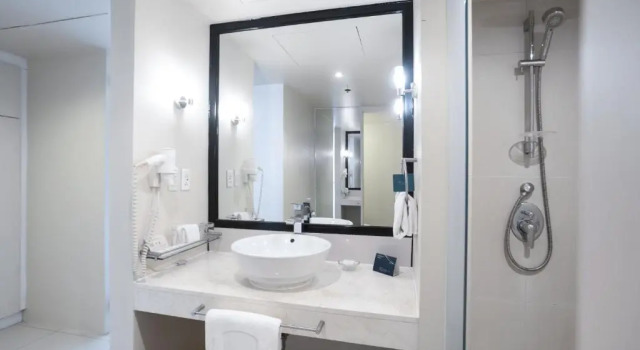 Люкс The Picasso Boutique Serviced Residences Managed by HII