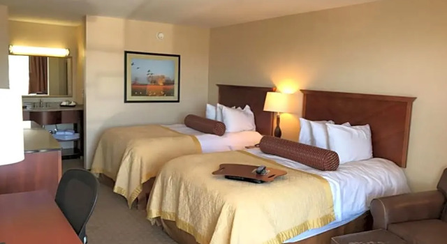 Номер Executive Norfolk Country Inn and Suites