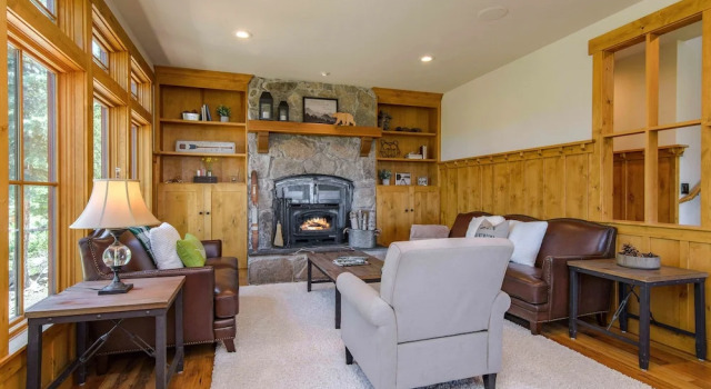 11322 Somerset Drive Home 4 Bedrooms 3 Bathrooms Home