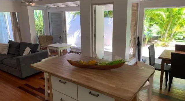 Семейное бунгало Moorea Beach Lodge
