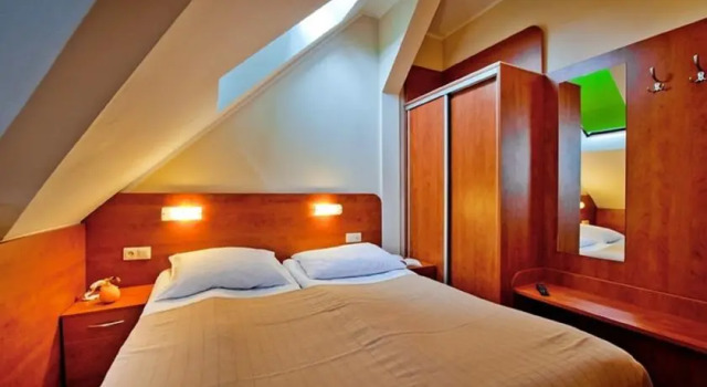 HL Łebski Rooms & Apartments Pokoje z Kuchniami, Varaa Huoneisto Hotellit Pommeri pysäköinnillä, Pysäköinti