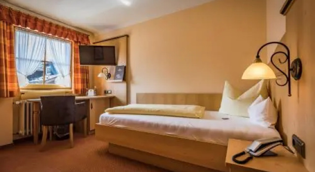 Falter, Rezerwuj Hotel Hotele w Bawaria z parkingiem, Parking