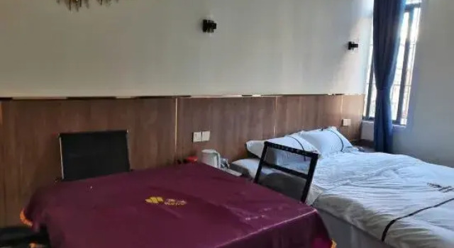 Lu'anhang Liwan Business Hotel, Prenota Hotel Lu'an Anhui