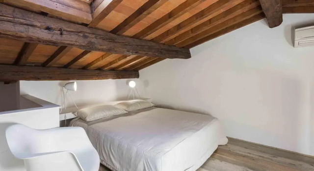 Loft al Conventino by MMega, Забронировать Апартаменты/квартира Апартаменты Флоренции, рядом с Дворец Ручеллаи, Апартаменты/квартира