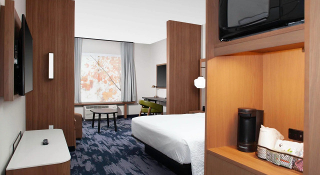 Двухместный люкс Fairfield Inn & Suites by Marriott Fort Morgan