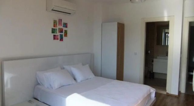 Апартаменты с видом на море The Townhouse Apartment