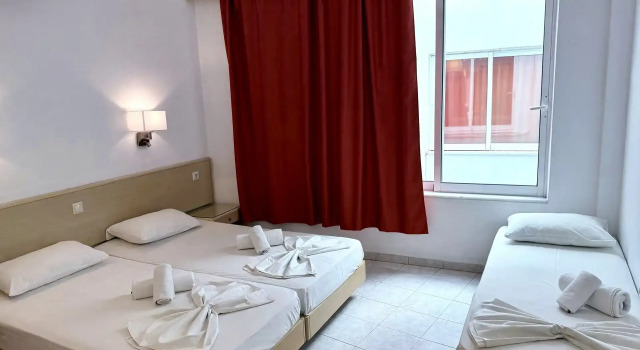 Трёхместный номер Internal Savoy City Hotel