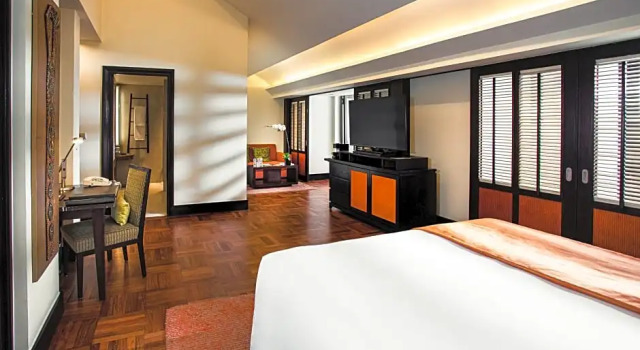Двухместный полулюкс с видом на озеро InterContinental Hanoi Westlake by IHG