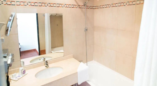 Номер Presidential Hôtel Ariane