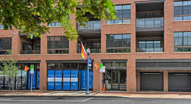 Chic Condo w/ Balcony in the Heart of Annapolis!, Rezervați Apartament Annapolis 