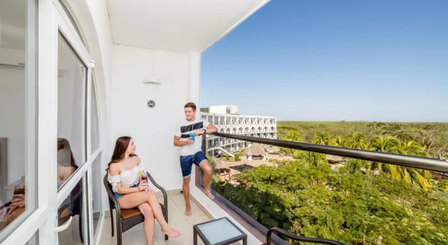 Standard Kahden hengen huone näköala uima-altaalle Uxmal Resort Maya