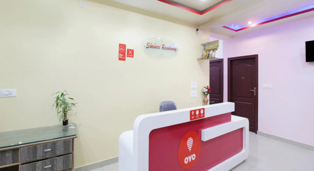 OYO 30707 shabari residency, Buchen Sie Hotel Mallanduru Indien