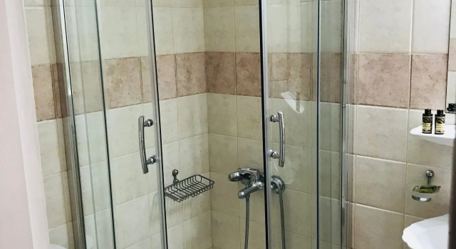 Номер Standard Iris Beach Hotel