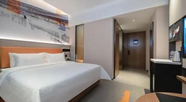 Люкс Business Hampton by Hilton Taiyuan South Railway Station Longcheng Street