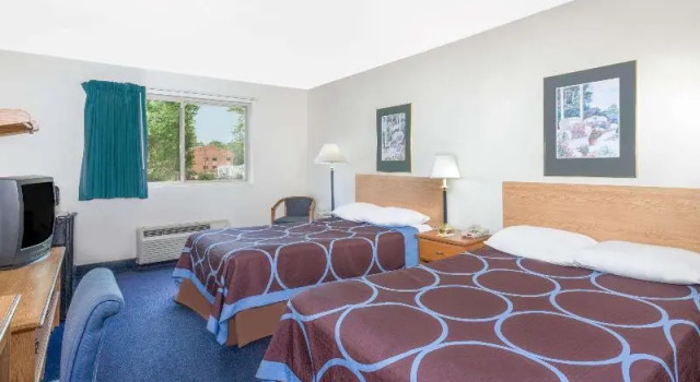 Номер Standard Super 8 by Wyndham Kingston