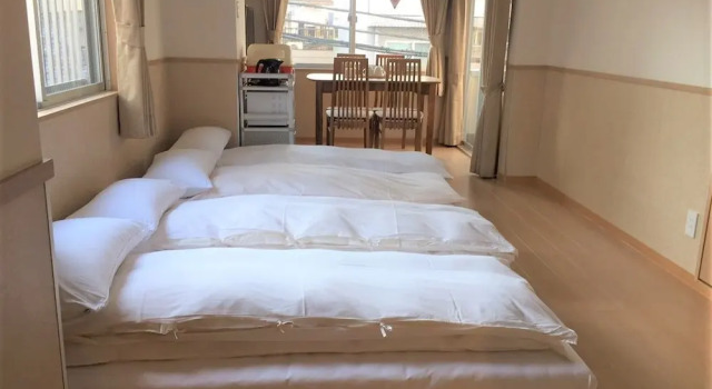 Семейный номер Standard с балконом uenohouse annex