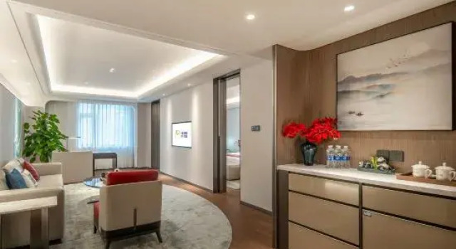 Люкс Deluxe Golden Panda Hotel