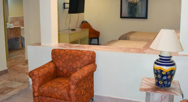 Четырёхместный номер Standard Hotel Posada del Sol Inn