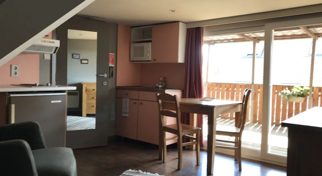 Двухместный номер Standard Мансарда с балконом Hotel B&R Piano 2 - Louvain-la-Neuve - Mont Saint Guibert
